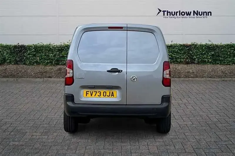 Used Vauxhall Combo S 100 HP (73 kW) 2023 Grey MPV