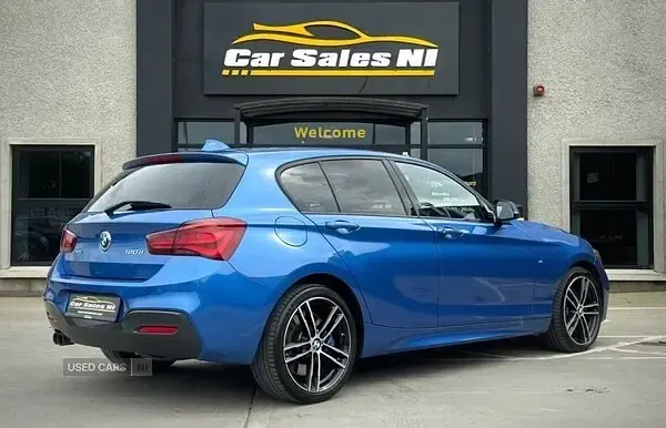 Used BMW 120 Efficient Dynamics 187 HP (137 kW) 2019 Blue Hatchback