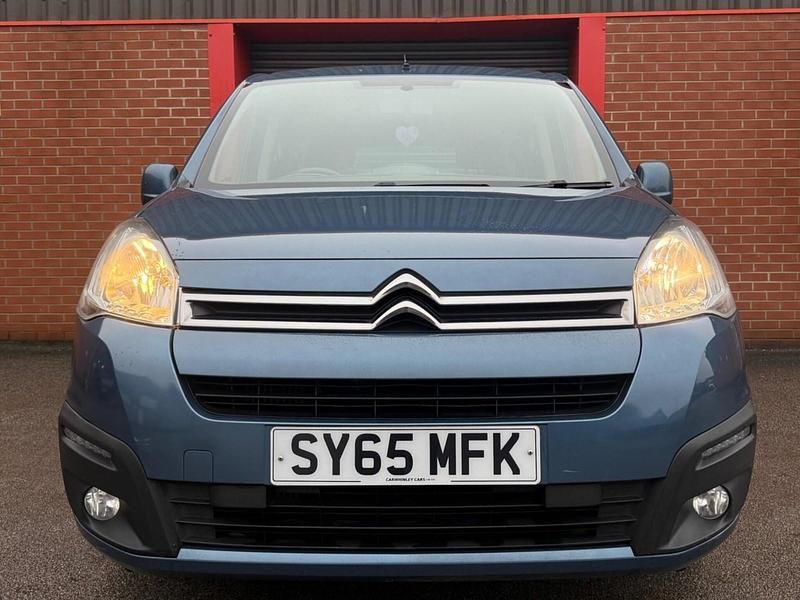 Used Citroën Berlingo Feel 100 HP (73 kW) 2016 Blue MPV