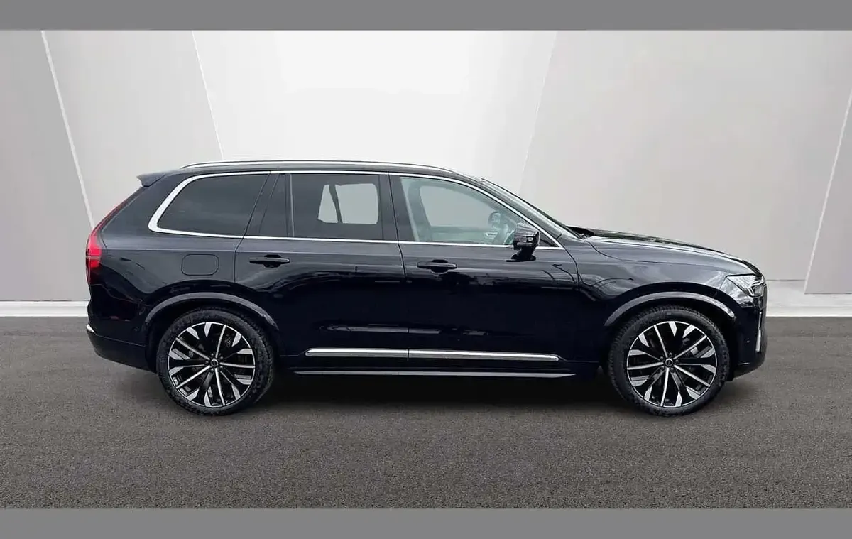 Used Volvo XC90 Ultra 455 HP (334 kW) 2025 Black SUV