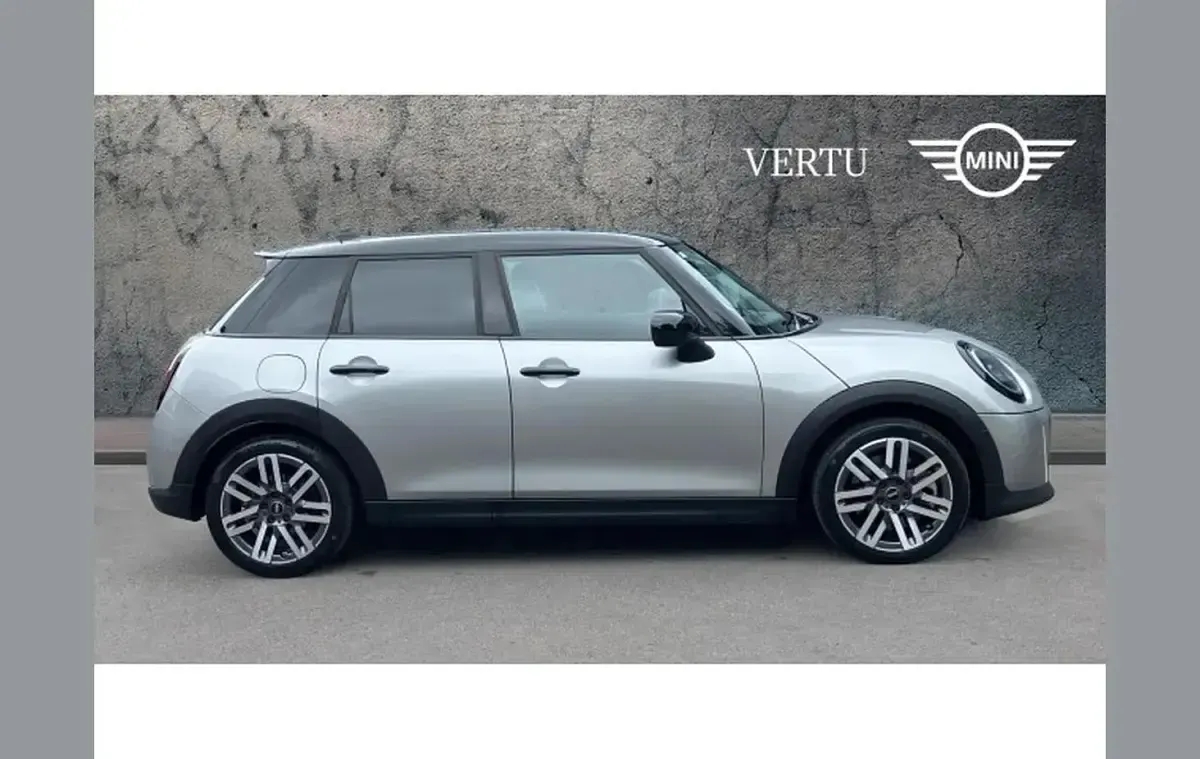 Used Mini Cooper Classic 147 kW (200 HP) 2025 Silver Hatchback