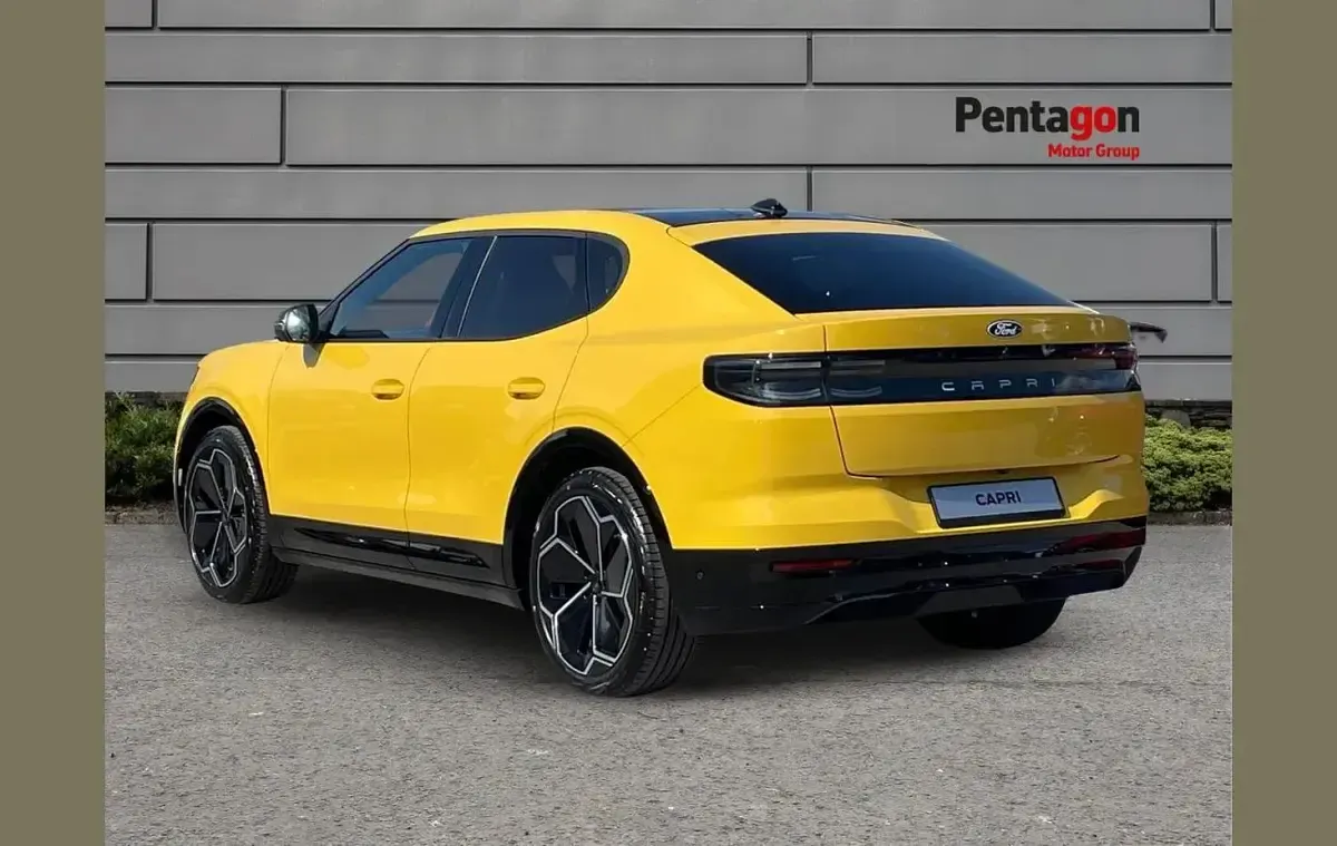 New Ford Capri Premium 206 kW (281 HP) 2026 Other SUV