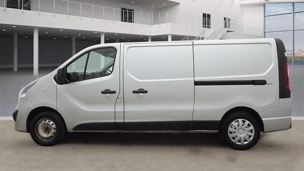 Used Vauxhall Vivaro Sportive 120 HP (88 kW) 2019 Silver MPV