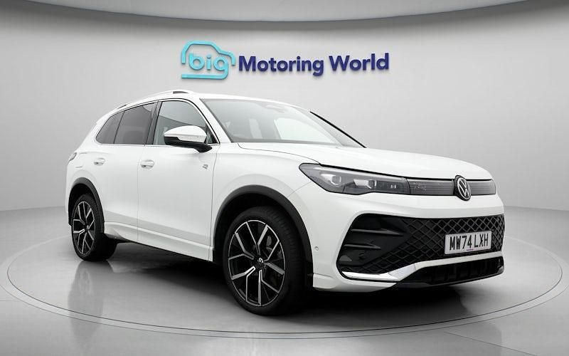 Used VW Tiguan R-line 272 HP (200 kW) 2025 White SUV