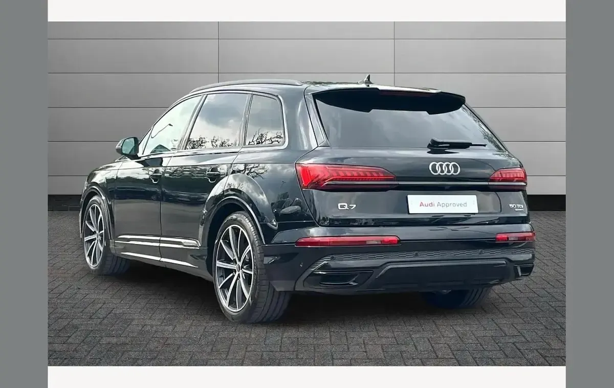 Used Audi Q7 Black Edition 286 HP (210 kW) 2023 Mythos black SUV