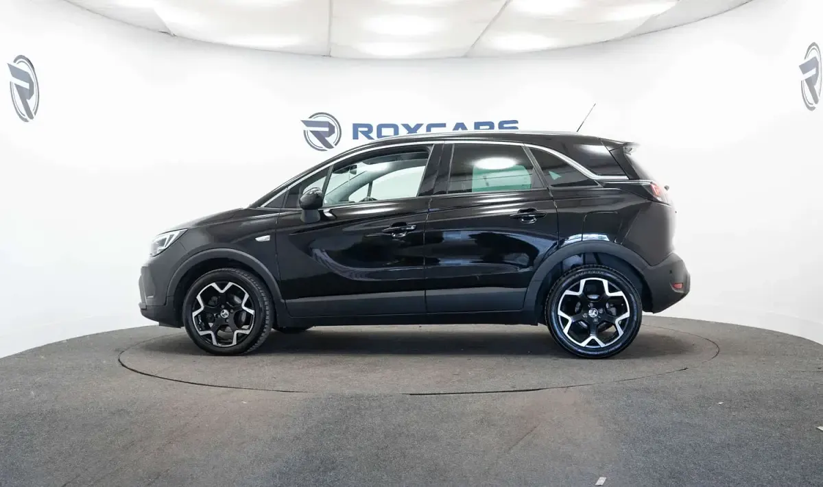 Used Vauxhall Crossland Ultimate 110 HP (80 kW) 2023 Black SUV