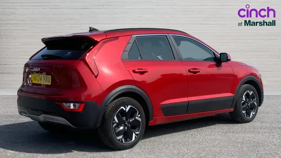 Begagnad Kia e-Niro 147 kW (201 HK) 2024 Röd SUV