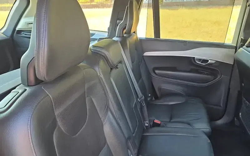 Used Volvo XC90 Plus 250 HP (183 kW) 2025 SUV