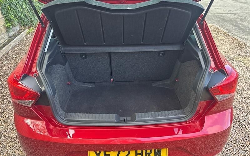 Used Seat Ibiza SE 95 HP (69 kW) 2022 Red Hatchback