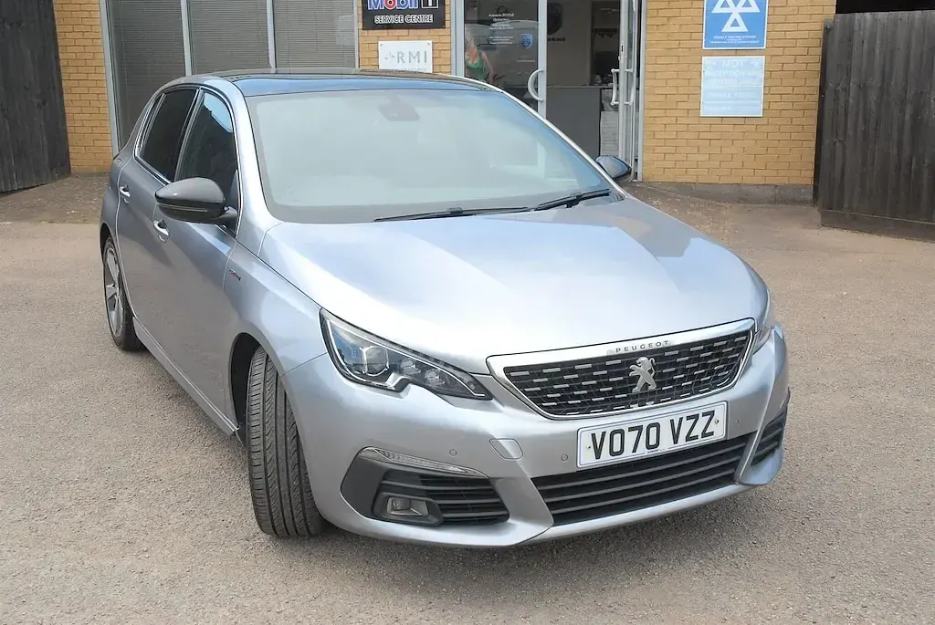 Używany Peugeot 308 GT-line 2020 Szary Hatchback
