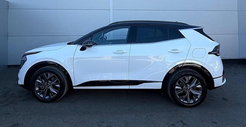 White Used 2023 Kia Sportage GT-Line S SUV | £30,995 (Good price) - Image 1/4