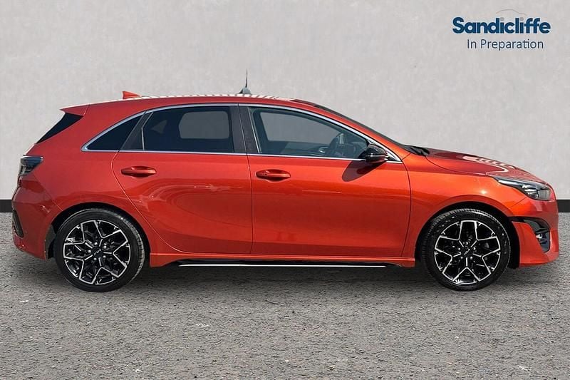 Used Kia Ceed GT-Line 158 HP (116 kW) 2024 Orange Hatchback