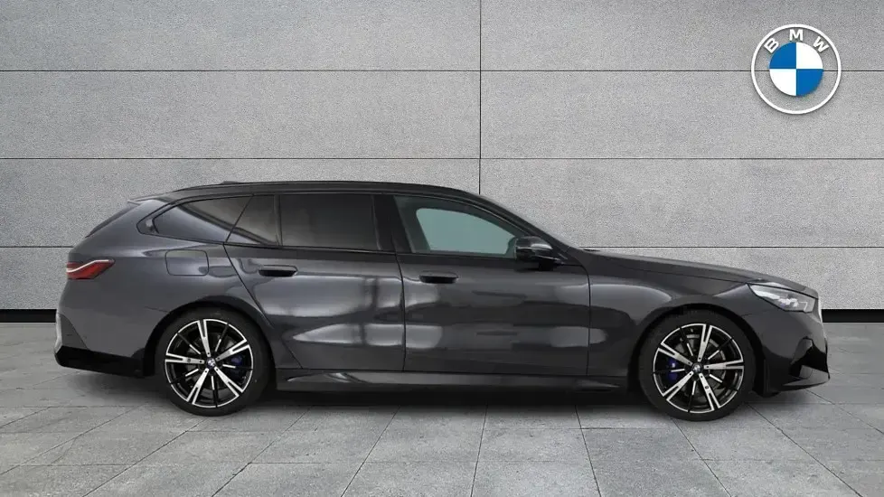 Used BMW 530e M Sport 295 HP (216 kW) 2025 Grey Estate