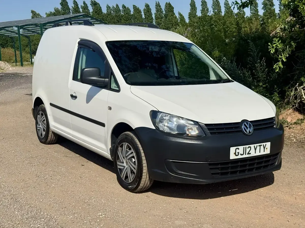 Used VW Caddy 102 HP (75 kW) 2012 White MPV