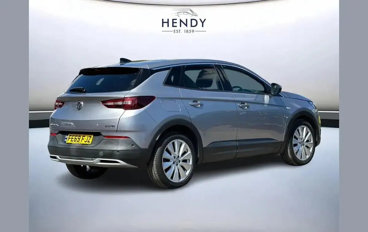 Used Vauxhall Grandland X Elite 130 HP (95 kW) 2019 Grey SUV