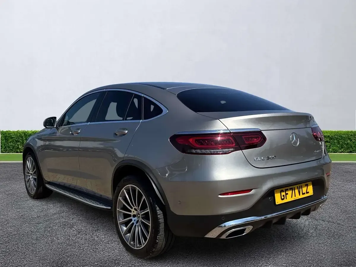 Used Mercedes GLC300 AMG Line Premium 258 HP (189 kW) 2021 Silver SUV