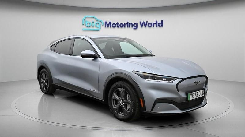 Begagnad Ford Mustang Mach-E Standard Range 197 kW (269 HK) 2024 SUV