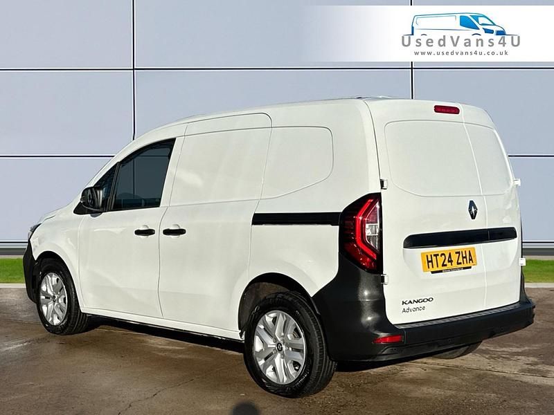 Used Renault Kangoo 95 HP (69 kW) 2024 White Van