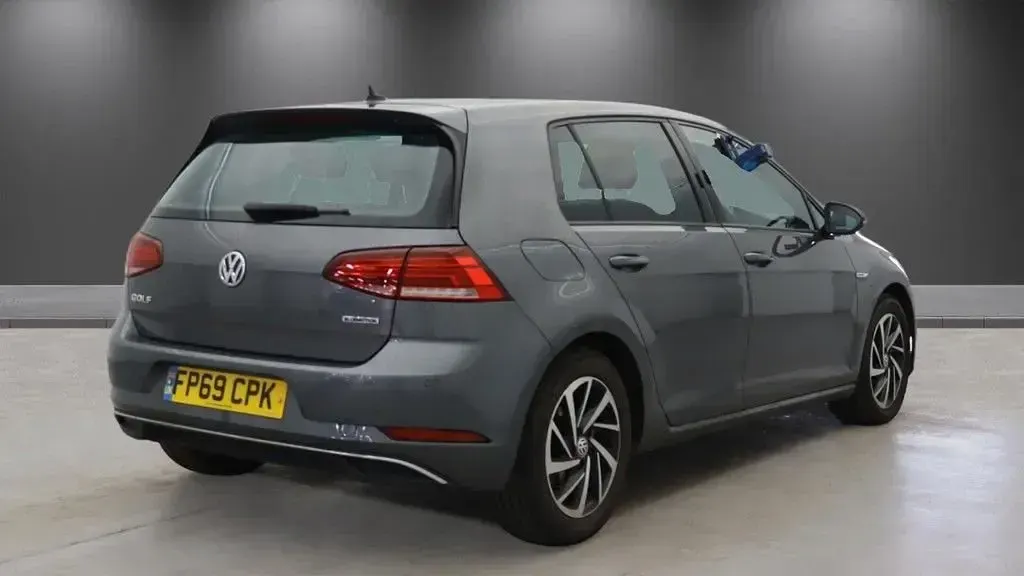 Used VW Golf VII Match 130 HP (95 kW) 2019 Grey Hatchback