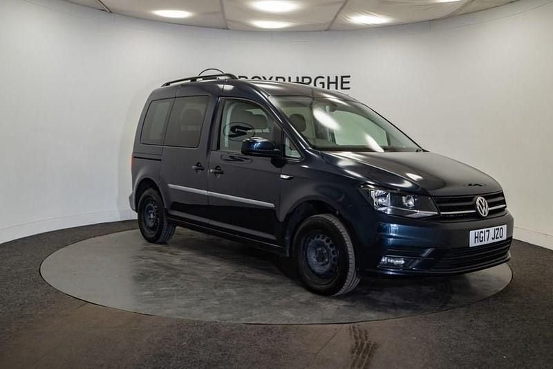 Blue Used 2017 VW Caddy Maxi Life S MPV | £11,399 (Super price) - Image 1/4