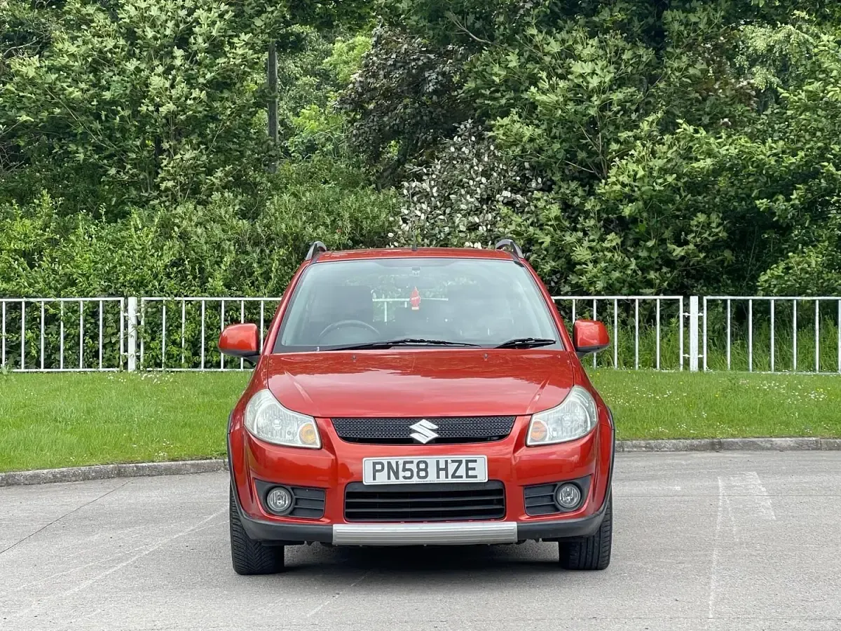 Used Suzuki SX4 GLX 2008 Orange Hatchback