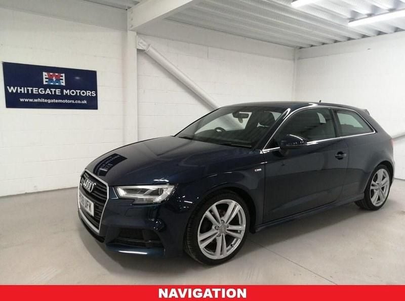 Begagnad Audi A3 S-Line 150 HK (110 kW) 2018 Blå Sedan