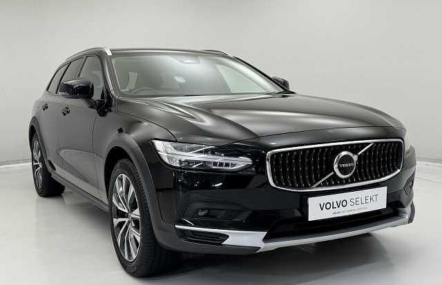 Used 2023 Volvo V90 CC Plus Estate | £38,650 (A bit pricey) - Image 1/3