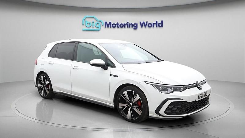 Used VW Golf VII GTD 200 HP (147 kW) 2021 White Hatchback