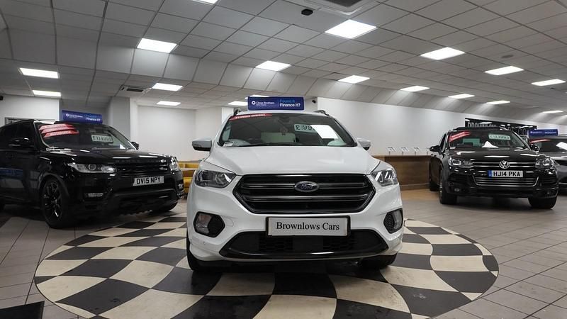 Used Ford Kuga ST-Line 150 HP (110 kW) 2019 White SUV