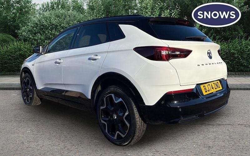 Used Vauxhall Grandland X Ultimate 136 HP (100 kW) 2024 White SUV