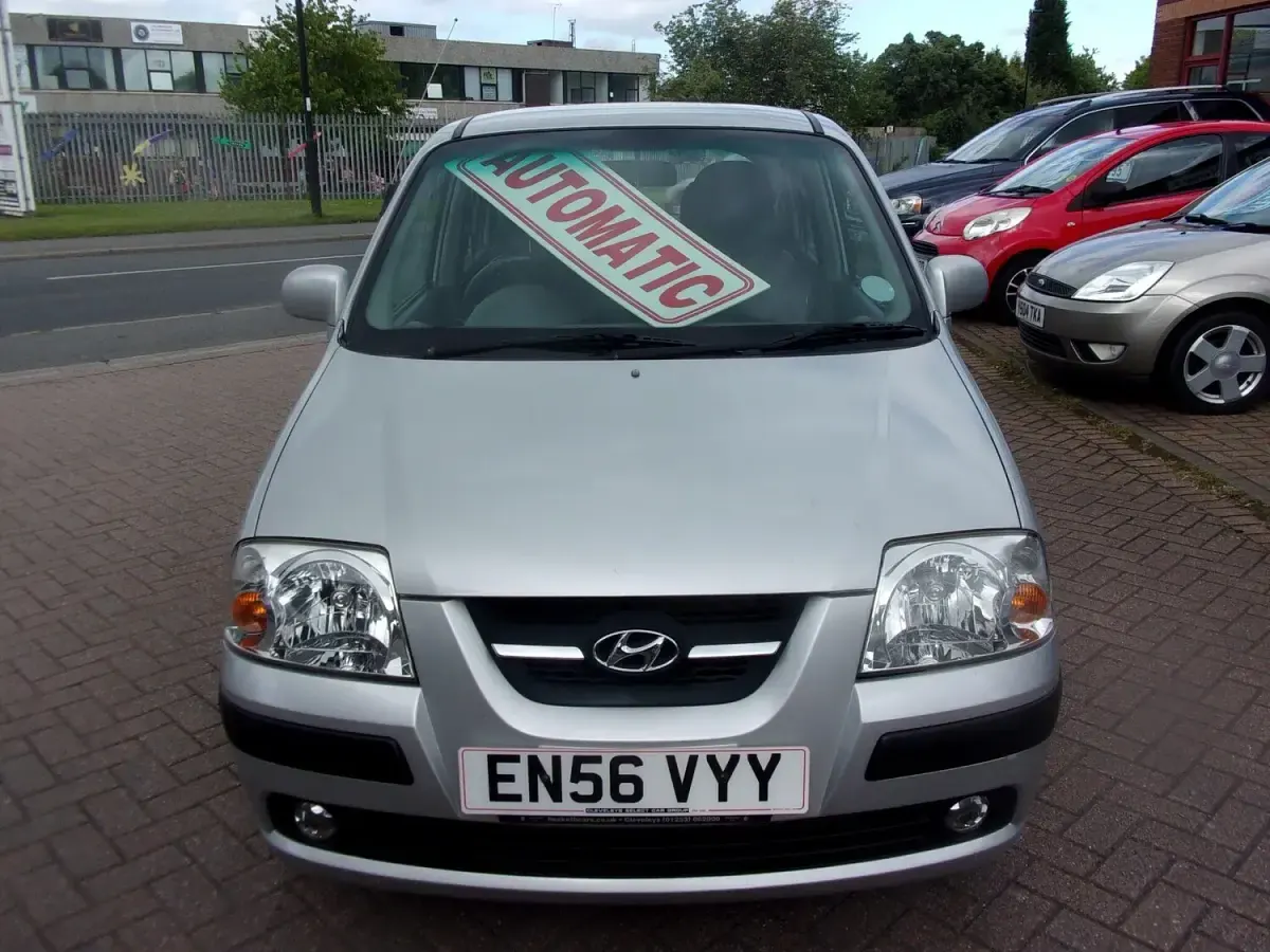 Used Hyundai Atos 59 HP (43 kW) 2007 Silver Hatchback