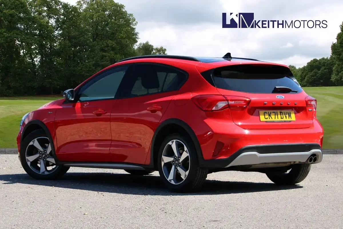 Used Ford Focus Active 125 HP (91 kW) 2021 Red Hatchback