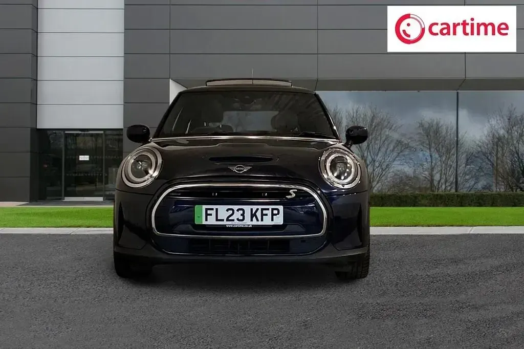 Usado Mini Cooper SE Hatch 135 kW (184 CV) 2023 Negro Utilitario