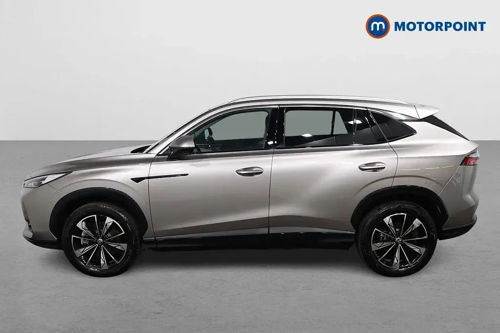 Używany MG HS Trophy 224 KM (164 kW) 2025 Srebrny SUV