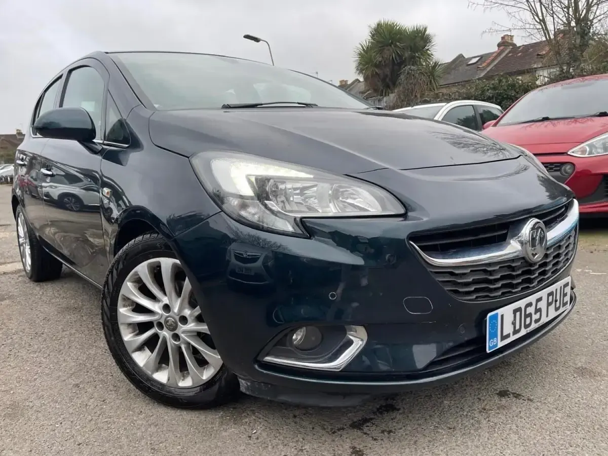 Second-hand Vauxhall Corsa 90 CP (66 kW) 2015 Verde Hatchback
