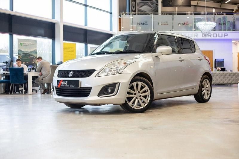 Used Suzuki Swift SZ3 94 HP (69 kW) 2014 Silver Hatchback