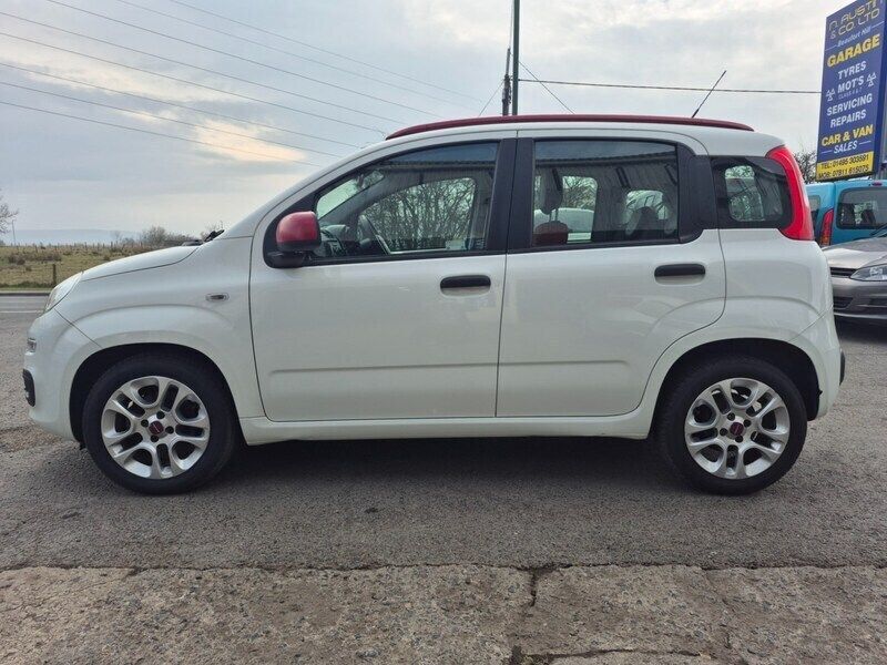 White Used 2015 Fiat Panda Easy Hatchback | £3,995 (Fair price) - Image 1/4