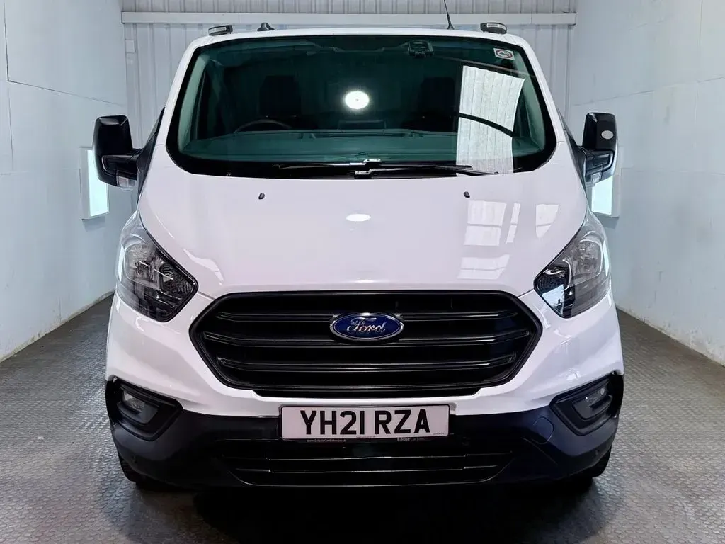 Used Ford Transit Custom S 105 HP (77 kW) 2021 White Van