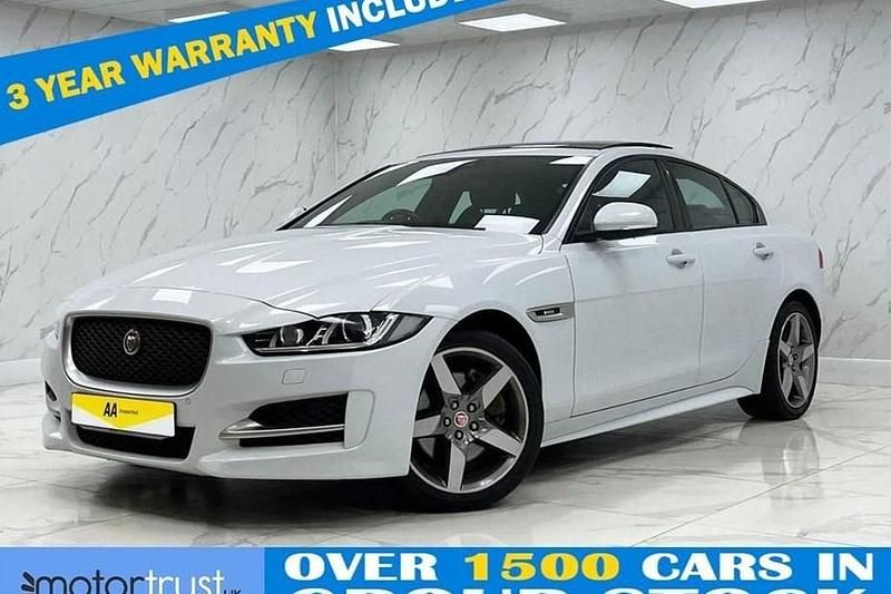 Used Jaguar XE R-Sport 180 HP (132 kW) 2016 White Sedan