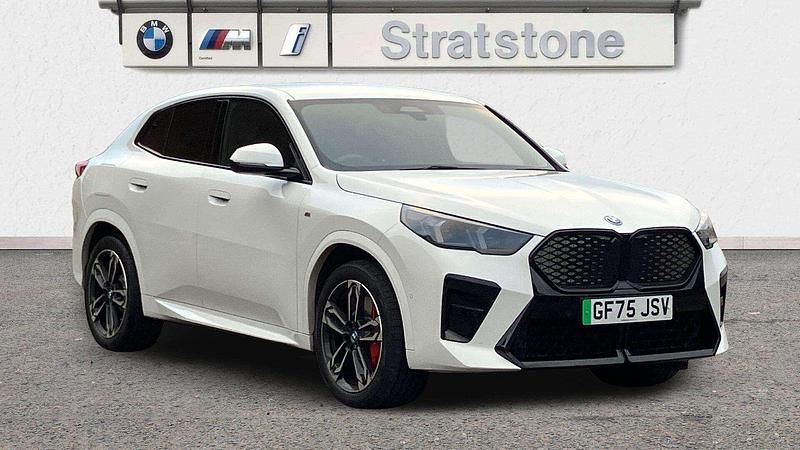 Used BMW iX2 Luxury Line 147 kW (201 HP) 2025 White SUV