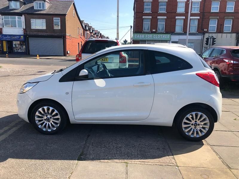 Used Ford Ka Zetec 2015 White Hatchback