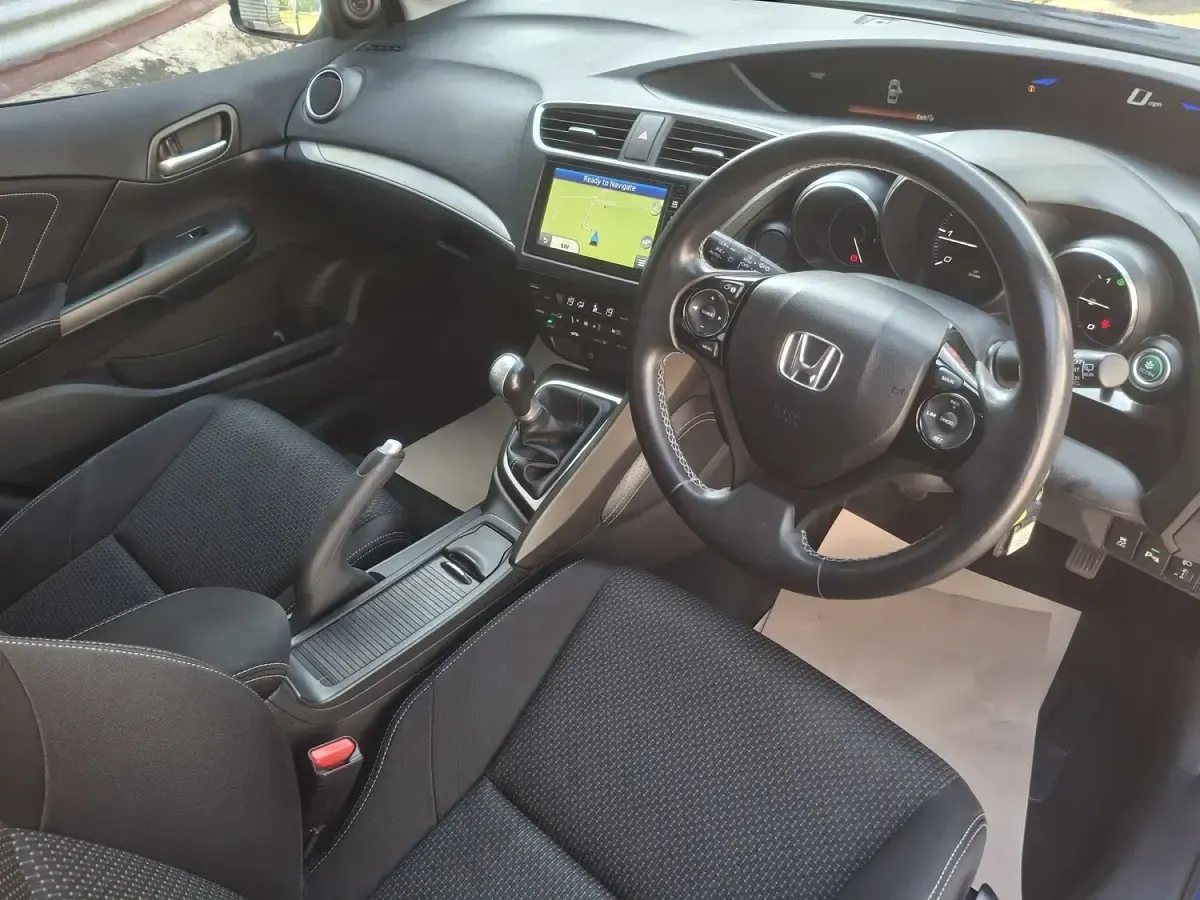 Used Honda Civic SE Plus 120 HP (88 kW) 2016 Blue Hatchback