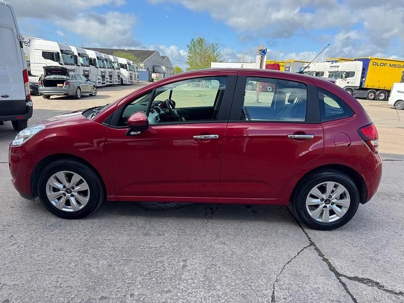Used Citroën C3 VTR Sport 70 HP (51 kW) 2012 Red Hatchback
