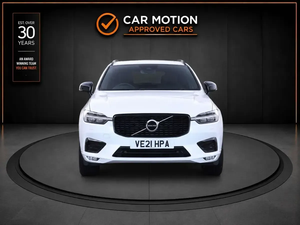 Used Volvo XC60 R-Design 2021 White SUV