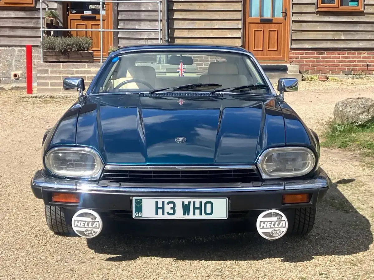 Used Jaguar XJS 233 HP (171 kW) 1992 Blue Sedan