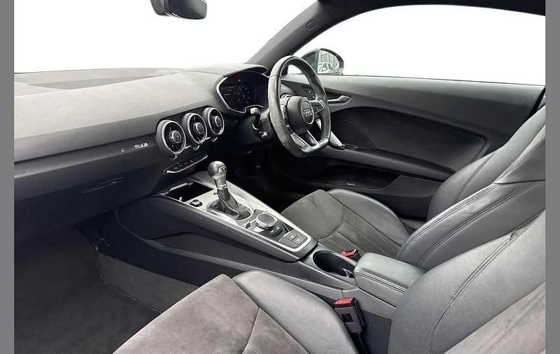 Used Audi TT Sport 241 HP (177 kW) 2021 Red Coupe