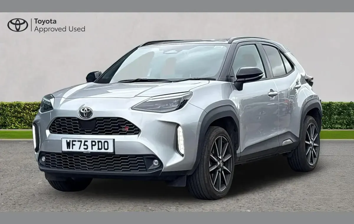 Used Toyota Yaris Cross Sport 128 HP (94 kW) 2025 Silver SUV