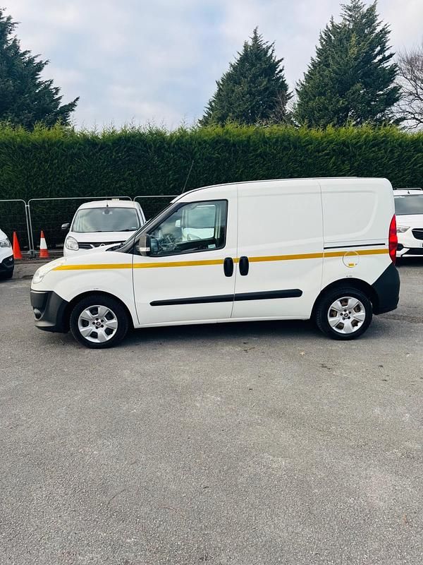 Used Fiat Doblò 2015 White MPV