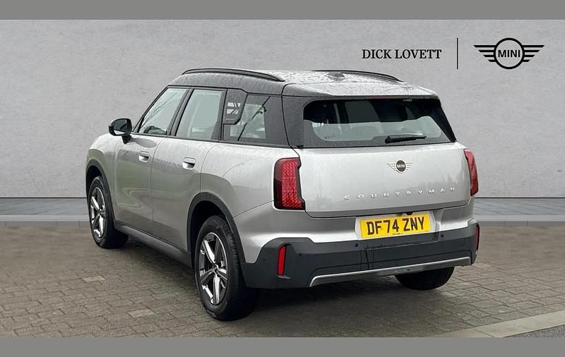Used Mini Countryman Classic 170 HP (125 kW) 2024 Silver SUV