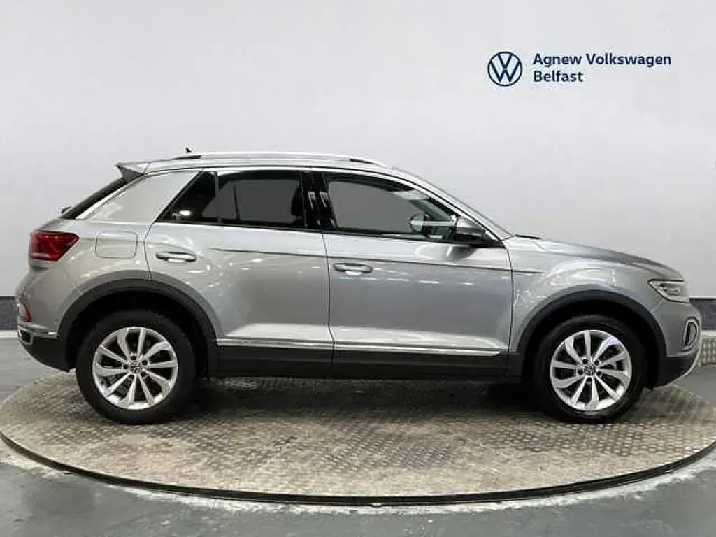 Used VW T-Roc Style 150 HP (110 kW) 2025 Silver SUV